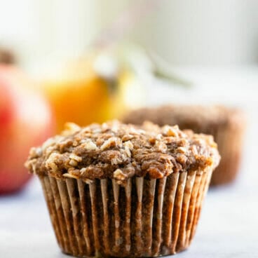 Vegan apple muffins