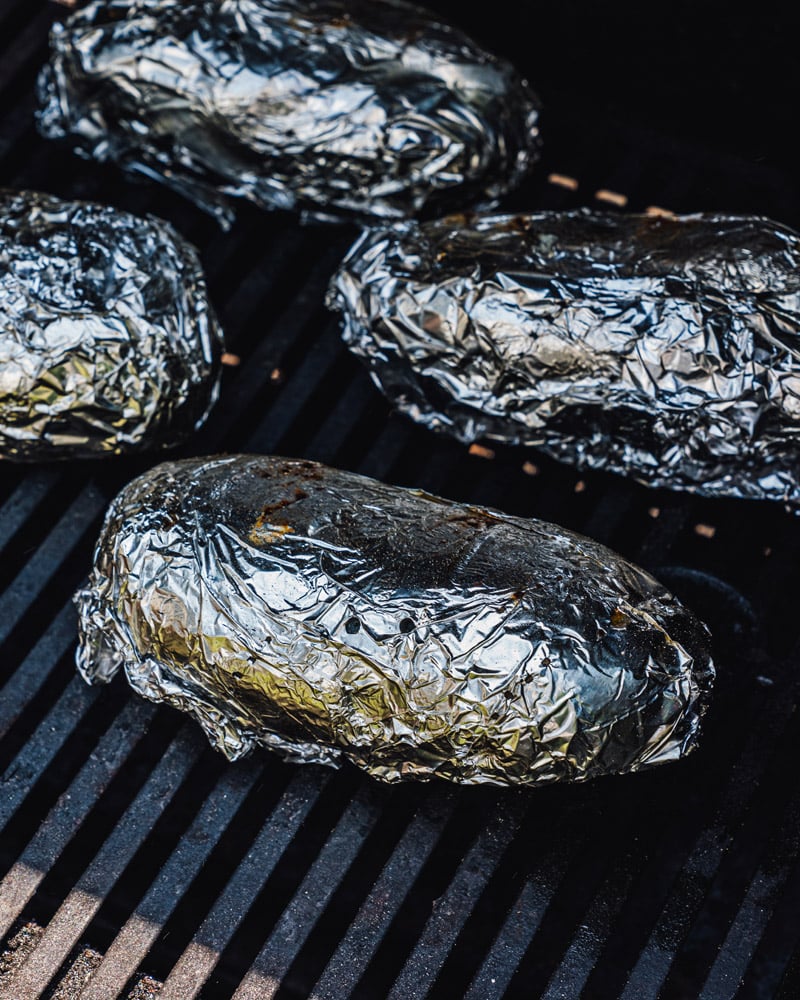 How to grill baked potatoes